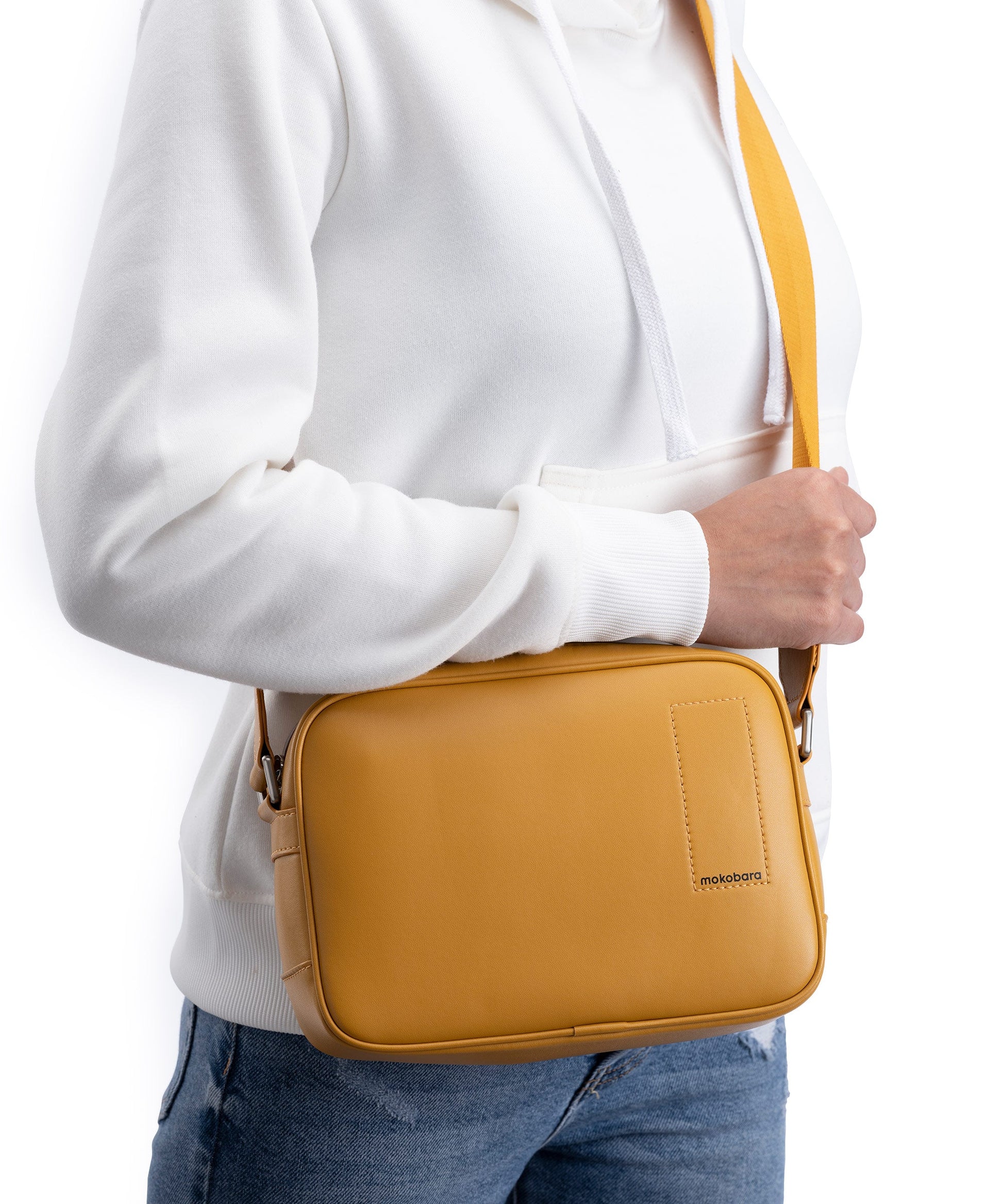 Color_Tan Lines | The Sling Bag