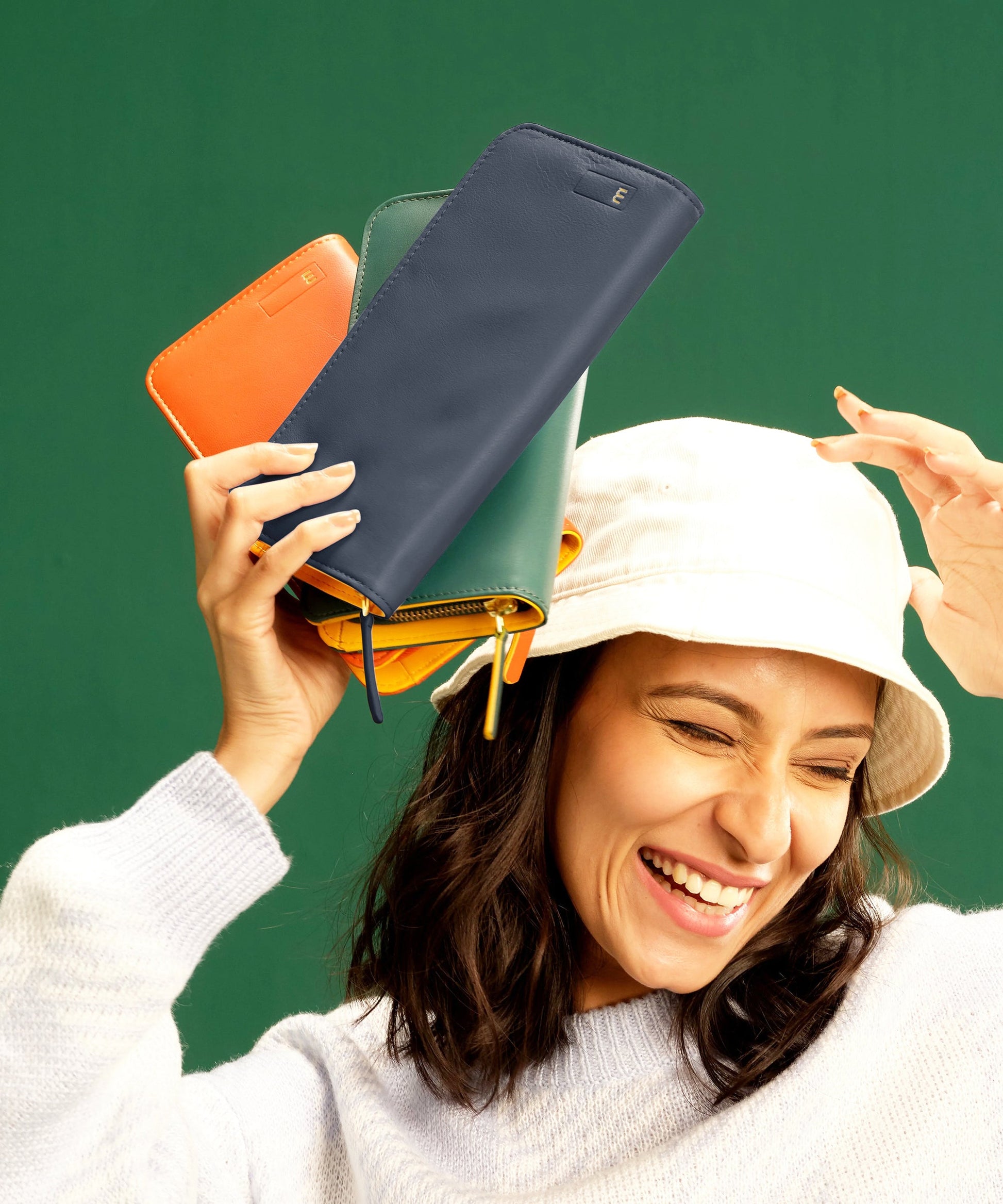 Color_Deep Dive | Women's Folio Wallet